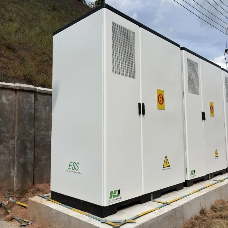 What kind of batteries does Huawei use for its energy storage containers